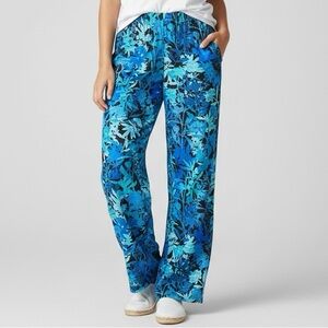 Vera Bradley Bottoms in Blue Floral